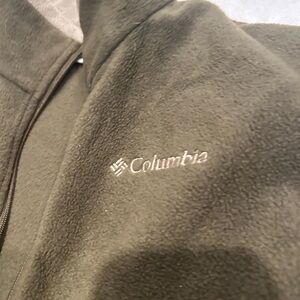 Columbia Olive Green Fleece Vest